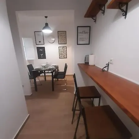 Amplio Apartamento En .